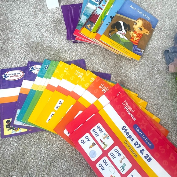 Hooked on phonics - Picture 1 of 1